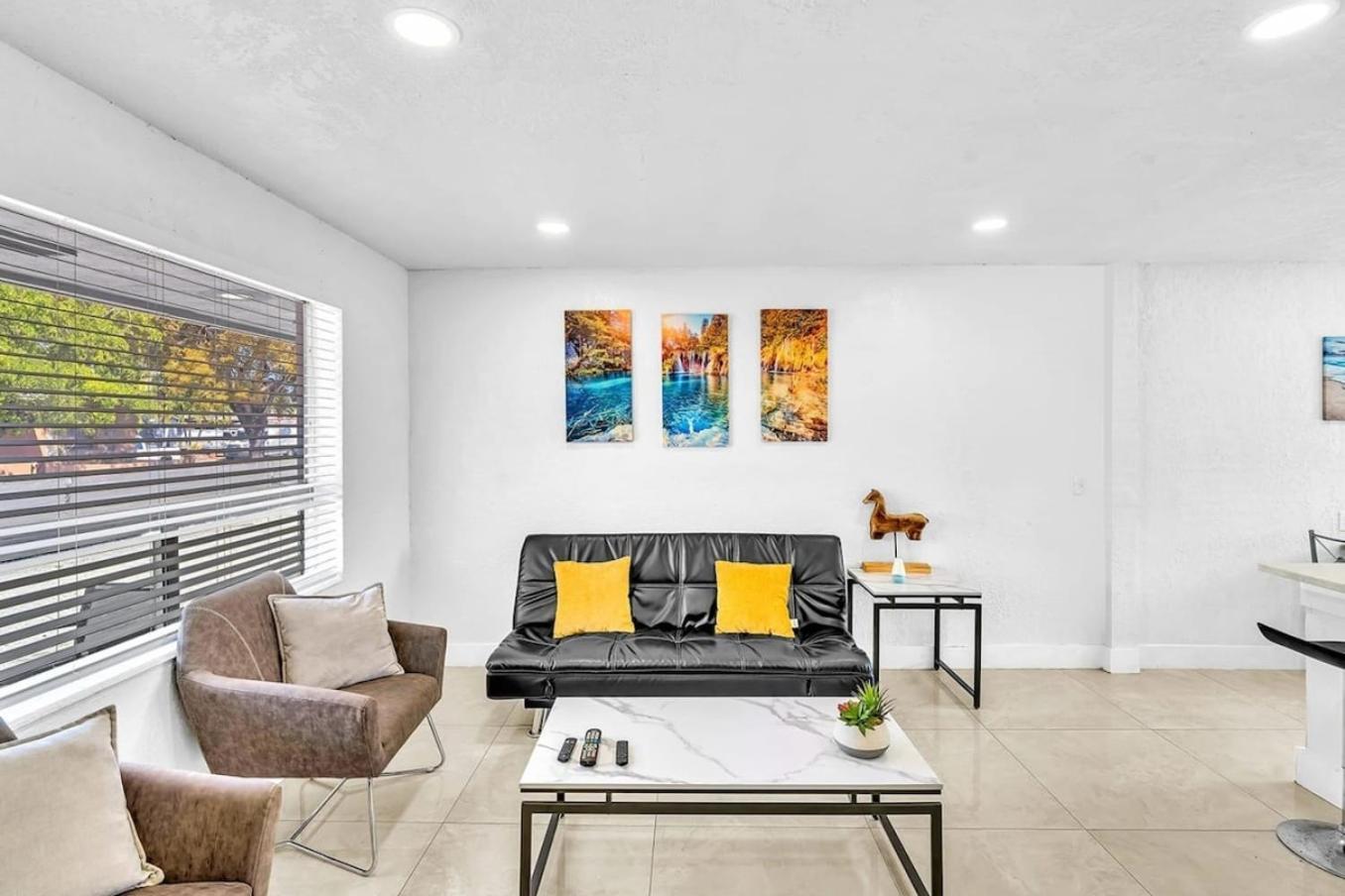 New Stylish 2 Bdrm Mins To Beach & Aventura Mall Hallandale Beach Exterior foto